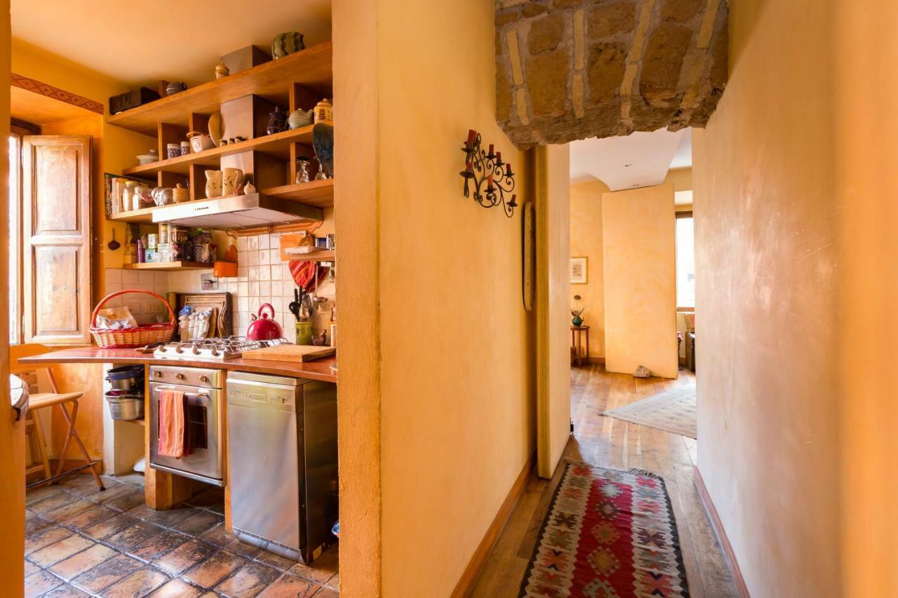 Charming Colosseum Apartment Roma Esterno foto